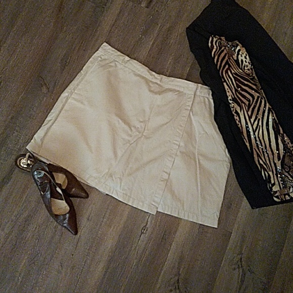 Womens wrap skirt/short - Picture 3 of 6